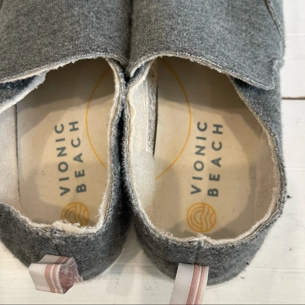 Vionic Women's Malibu Gray Casual Sneaker Sz 6